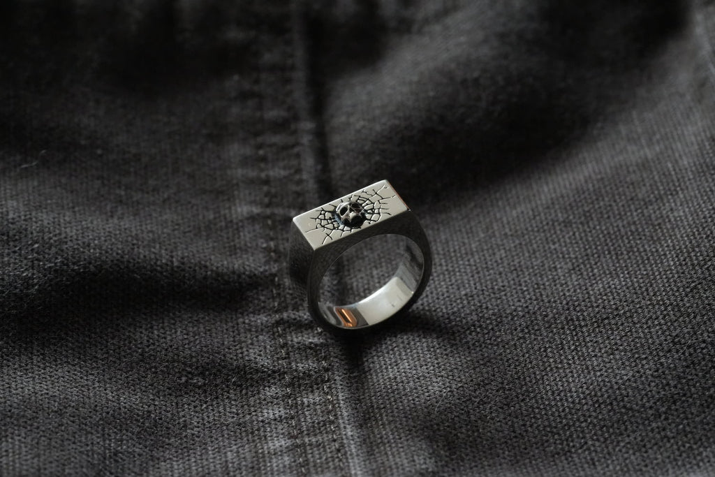 Fractured Skull Ring