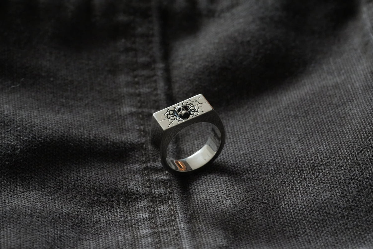 Fractured Skull Ring
