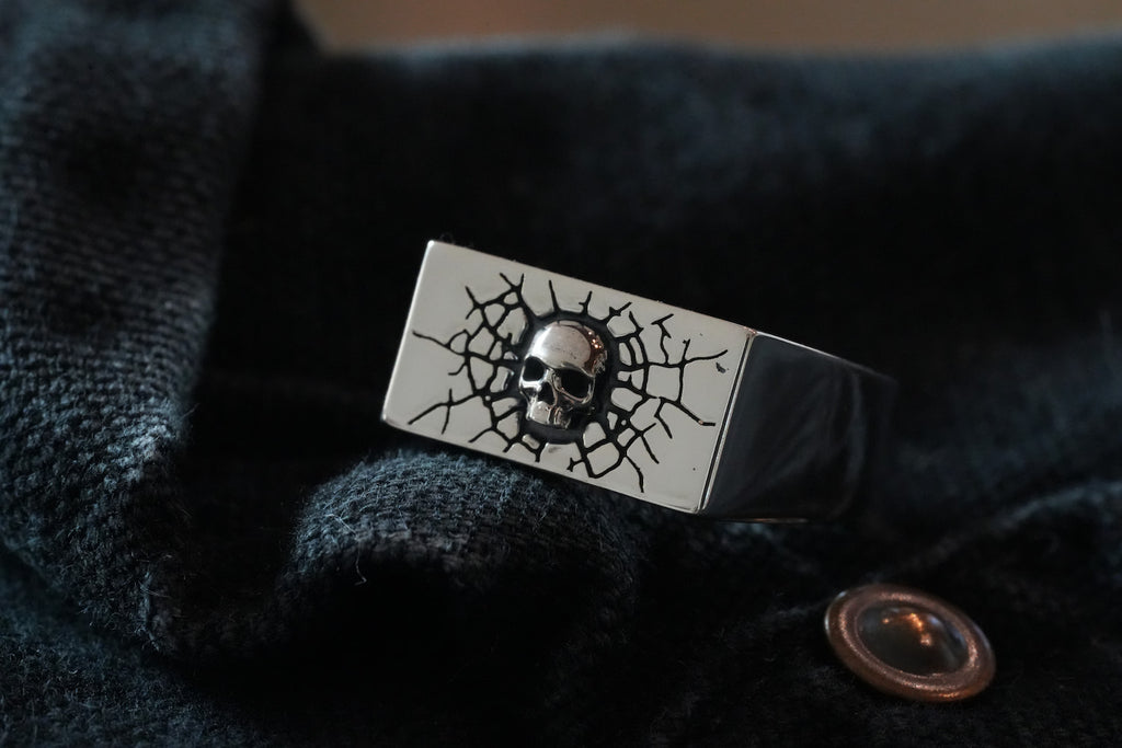 Fractured Skull Ring