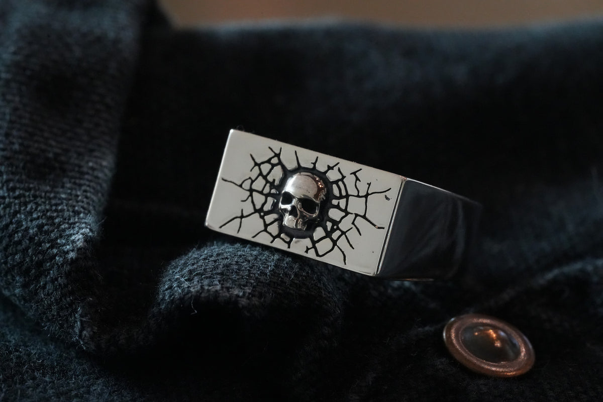 Fractured Skull Ring